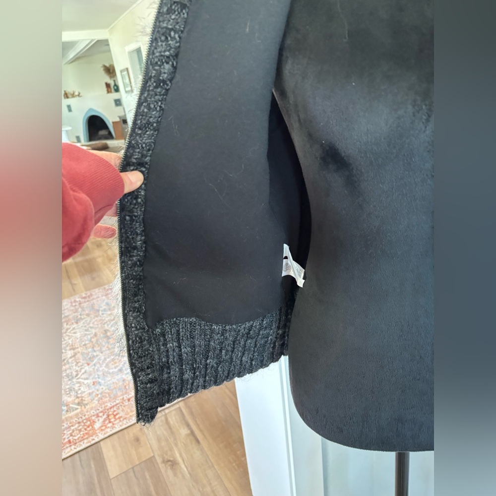 Loft faux fur vest XS/S like new - Picture 7 of 7